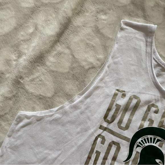 NWT Michigan State Spartans Go Green Go White White Raw Hem Crop Tank Top Medium - Picture 4 of 10